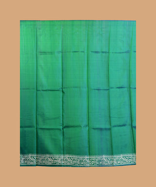 Resham Shilpi Elegant Metallic Green Silk Block Printed Saree